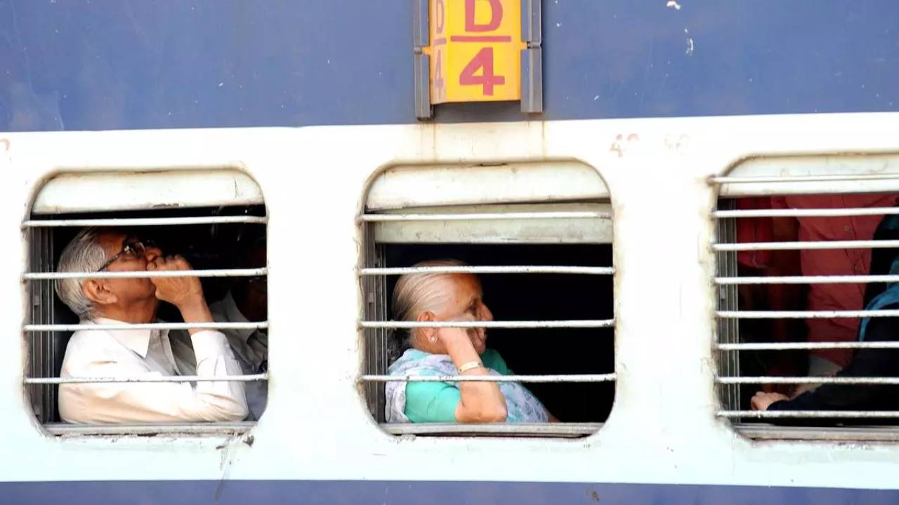 Indian Railway offer senior citizen